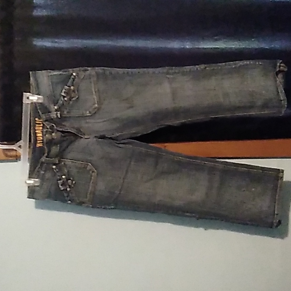 Blue capris jeans